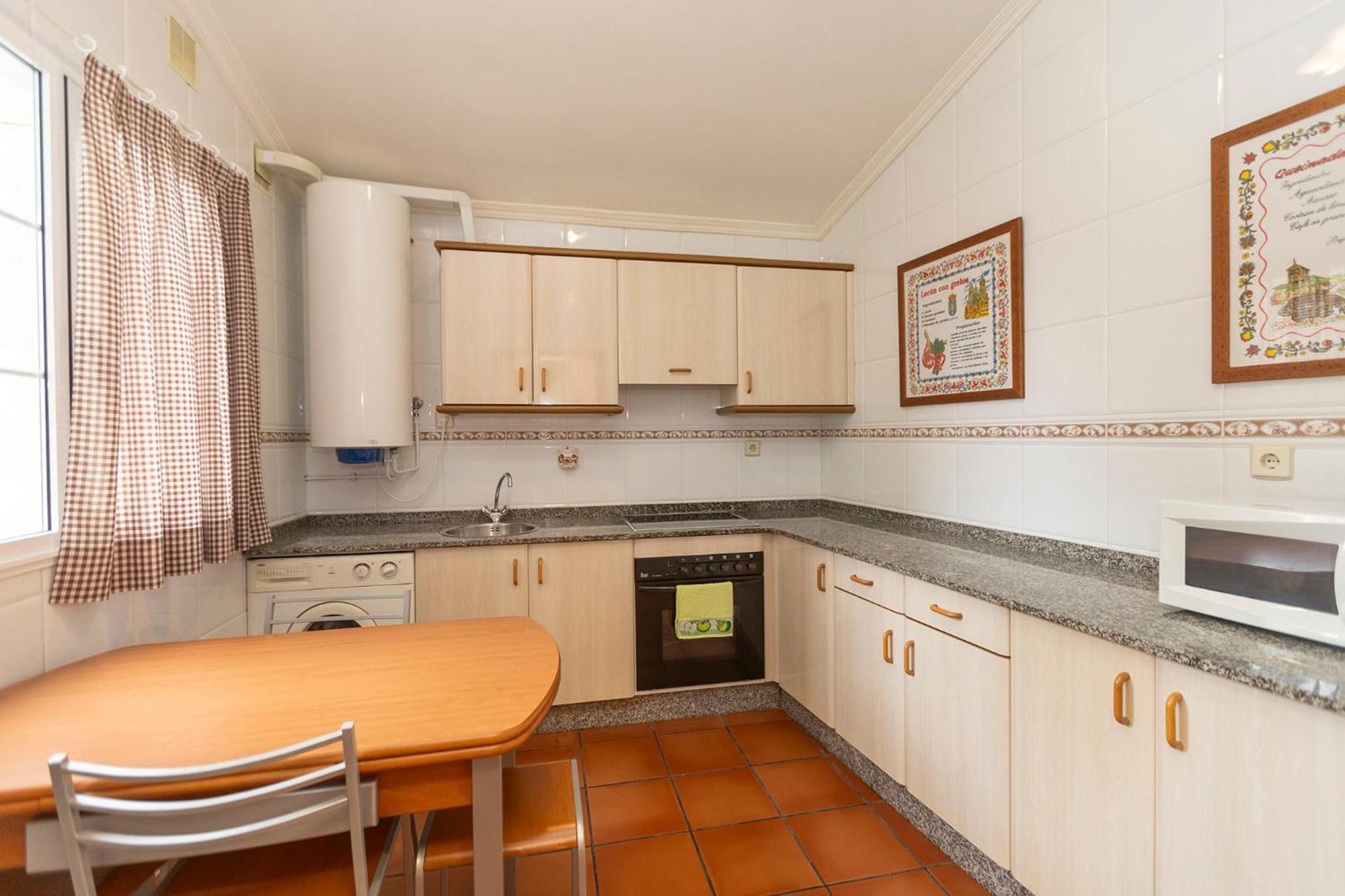 Escuder Apartamentos Turisticos Ribadeo Exteriör bild